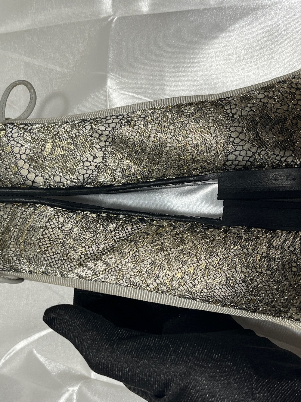 CHANEL Black Cap-Toe Tweed Ballet Flats with Gray Trim - Picture 4 of 10